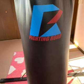 サンドバッグとスタンドのセット