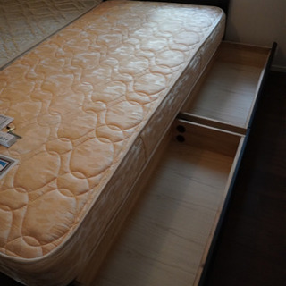 フレームのみ シモンズベッド シングル収納付