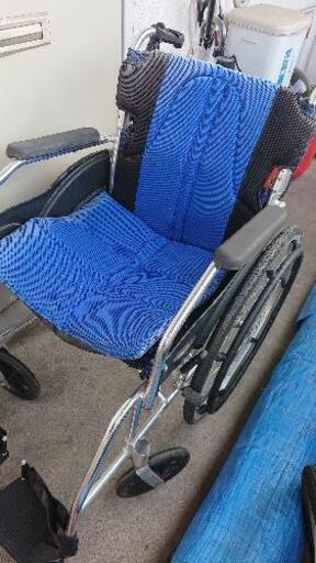 オークラ製 軽量折り畳み車椅子