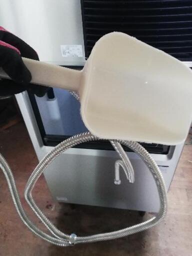 美品!格安!即決!早いもの勝ち！一宮市 ホシザキチップアイスメーカー