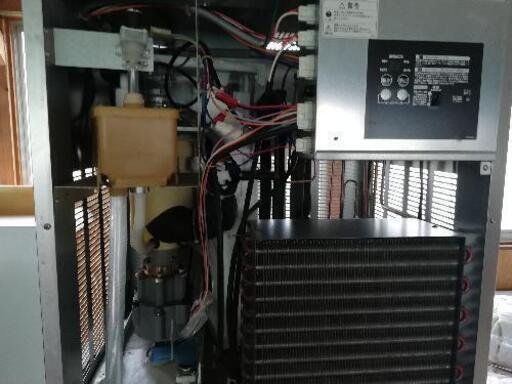 美品!格安!即決!早いもの勝ち！一宮市 ホシザキチップアイスメーカー