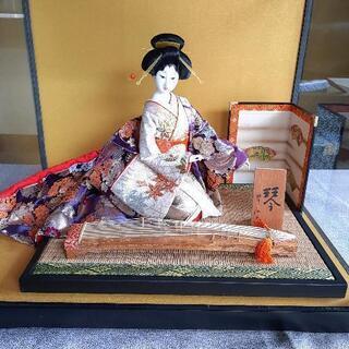 【ネット決済】お譲りします。昭和を代表する日本人形、翠仙作の琴です。