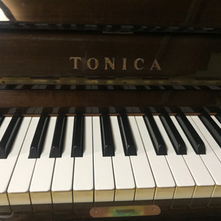 アップライトピアノ　TONICA トニカ
