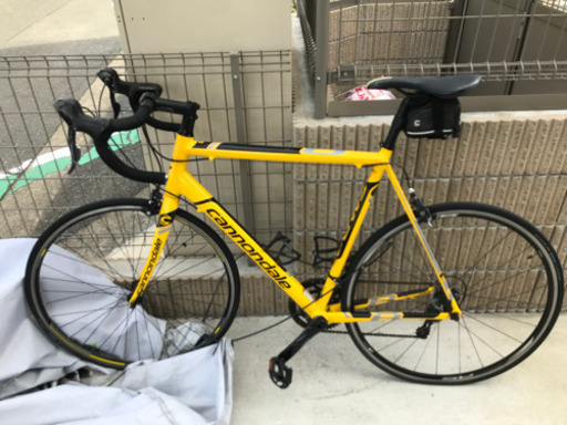 受付終了　キャノンデール(cannondale)CAAD8 本体＋空気入れ＋スタンド