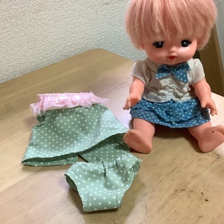 メルちゃん本体、専用ベビーカー、専用抱っこ紐、手作りの服全部セッ...