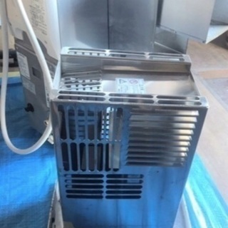 Rinnai（リンナイ）シャワー付きガス風呂釜リフォームのため不要になりました。新品で購入してから1年3ヶ月ほど使用。メーカー保証は2022年7月まであります。浴槽はありません。