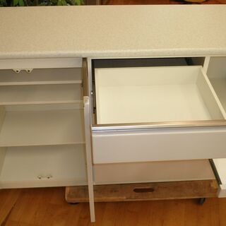 k304☆キッチンカウンター・レンジボード☆食器棚☆ニトリ☆幅1410㎜☆良品☆近隣配達、設置可能 k304☆キッチンカウンター・レンジボード☆食器棚☆ニトリ☆幅1410㎜☆良品