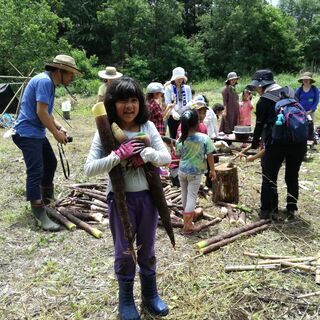 タケノコ取り＋その場で調理イベント − 山梨県