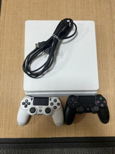 【再投稿】！！美品！！PS4コントローラー✖︎2 本体＋コード