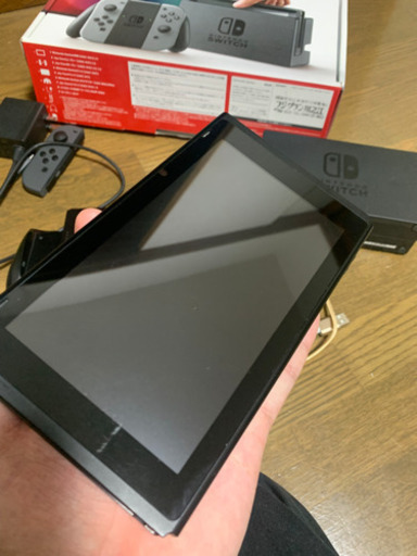 Switch 本体
