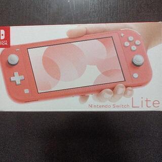 保証期間内です。 ニンテンドースイッチライト 新品同様
