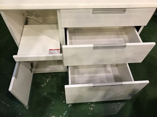 愛品館八千代店】ニトリ 3枚扉キッチンボード ダリア100 白【愛八KT 