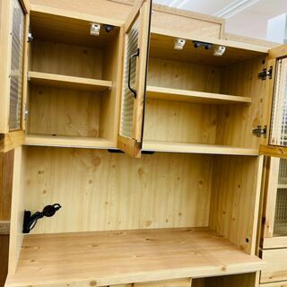 🔶大川家具 カントリー調 3面食器棚 🔸定価￥98.770🔸 クロスガラス ソフトクローザー🔶 