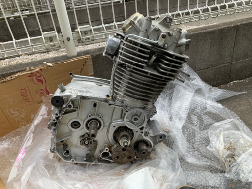 エストレヤRS2001年式エンジン(一部欠品) エストレヤRS2001年式エンジン(一部欠品)