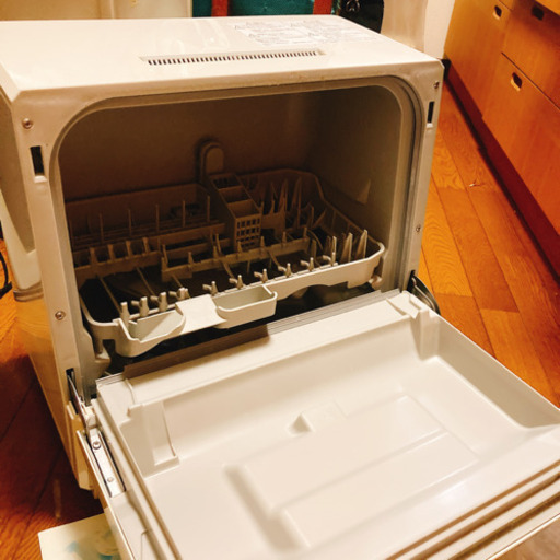 食器洗い乾燥機　NP-TCM