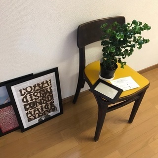 【ネット決済】ビンテージの椅子　2脚　とIKEAテーブル