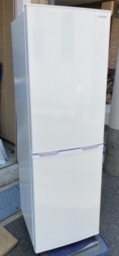 【RKGRE-667】特価！アイリスオーヤマ/162L 2ドア冷凍冷蔵庫/KRD162-W/中古品/2018年製/当社より近隣無料配達！