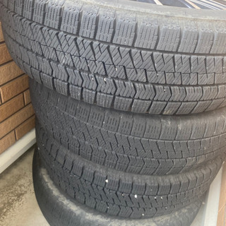 ラクティス　中古タイヤ及びホイールセット