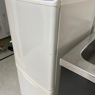 【ネット決済・配送可】冷蔵庫　シングルベッド　洗濯機　一式