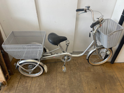 ブリヂストン製★三輪車 NBW13★防犯登録料込★近隣配送可能