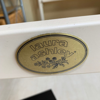 Laura Ashley お洒落なシングルベッド　(美品)