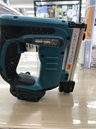【引取限定】マキタ　ST120D　充電式タッカ　中古【うるま市田場】