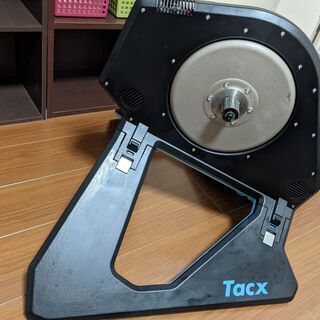 値下げしました》【中古美品】Tacx Neo2 Smartお譲りします【スマート 