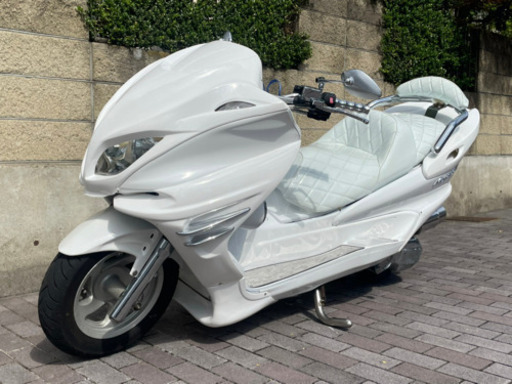 ピッカピカの極上車‼︎【YAMAHA マジェスティ】スピーカー４発、LED付き‼︎
