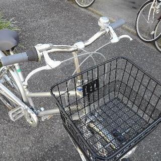 中古自転車１５７２　ブリヂストン　スターロード　ST７STP　２７ンチ　３段ギヤ　LEDオートライト　ハンドルロック 中古自転車1572 ブリヂストン スターロード ST7STP 27ンチ 3段