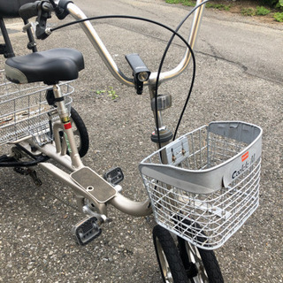 商談中 大人用三輪車 エアロ ユニバーサルサイクル クークルM2 三輪