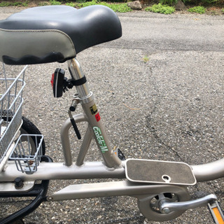 商談中 大人用三輪車 エアロ ユニバーサルサイクル クークルM2 三輪