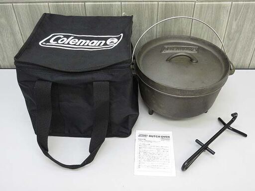 ss2559　コールマン　ダッチオーブン　10inch　ケース付き 　Coleman　鉄製　鍋　アウトドア　キャンプ　25cm 　オーブン　煮る　蒸す　炊く フタで焼く　燻製　スモーク