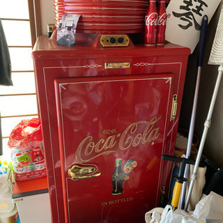 【ネット決済】コカコーラ年代物冷蔵庫お値下け‼️
