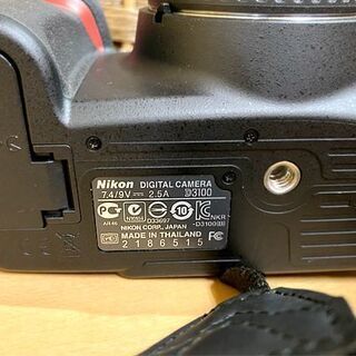 Nikon デジタル一眼レフカメラ D3100 200mm ダブルズームキット 18