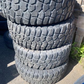 グッドリッチ　285/70r17
