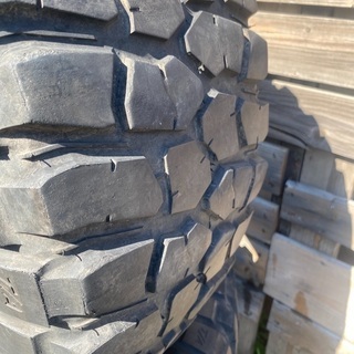 グッドリッチ　285/70r17