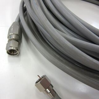 現状品 TDK BSアンテナ BS-TA352 センターフィード型 パラボラアンテナ 屋内 屋外 希少品 札幌 厚別店 現状品 TDK BSアンテナ BS-TA352 センターフィード型 パラボラアンテナ