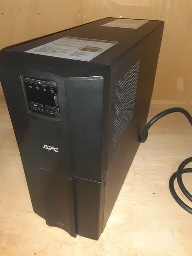 配送要相談　無停電電源装置　UPS　APC Smart-UPS 3000 LCD 100V