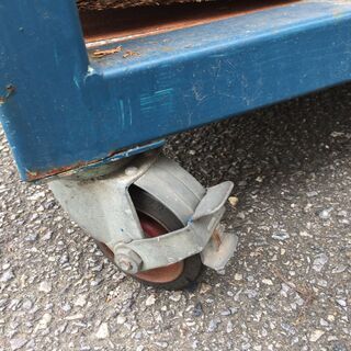 □5205□愛知発 引取限定□金属製作業台 コロ付き 182×