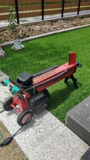 100V７t薪割り機