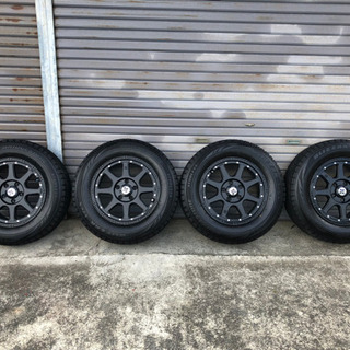 【ネット決済】エクストリーム215/65R16 スタッドレスタイ...