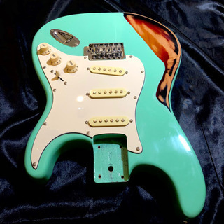 エレキギター ストラトキャスター アルダー ボディ マルチレイヤー
