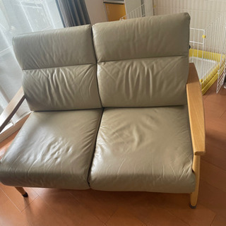 本革ソファセット(1人掛け用×2、2人掛け用×1)