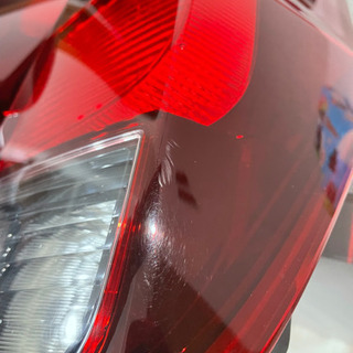 80系NOAH前期純正テールランプ