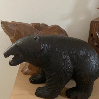 戦前から昭和中期頃の古い木彫り熊