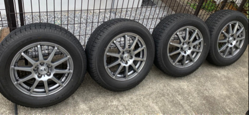 16年製　TOYO　スタッドレスタイヤ　GARIT　GS　195/65R15