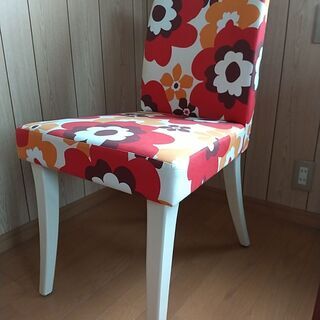 花柄(2色)　椅子4体