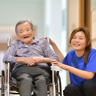 ◎即日開始OK◎早番、遅番どちらか可♪土日休みの厚木での介護職☆