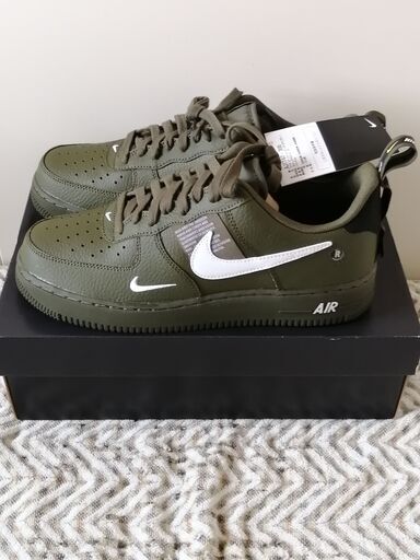新品未使用　ナイキスニーカー　AIR　FORCE　１