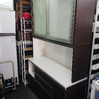超美品 高級 食器棚です